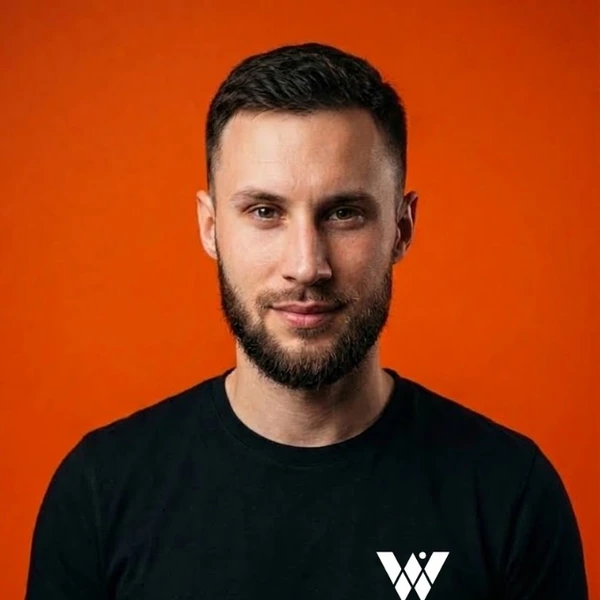 Артур - Креативный директор WiiM Agency